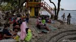Libur Maulid Nabi, Pantai Ancol Ramai Wisatawan