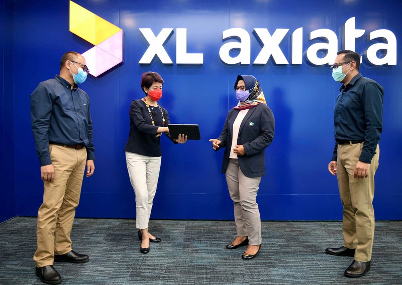 Melalui Rapat Umum Pemegang Saham Luar Biasa (RUPSLB), XL Axiata (XL) mengumumkan susuan direksi baru. Salah satunya yakni Direktur Keuangan.