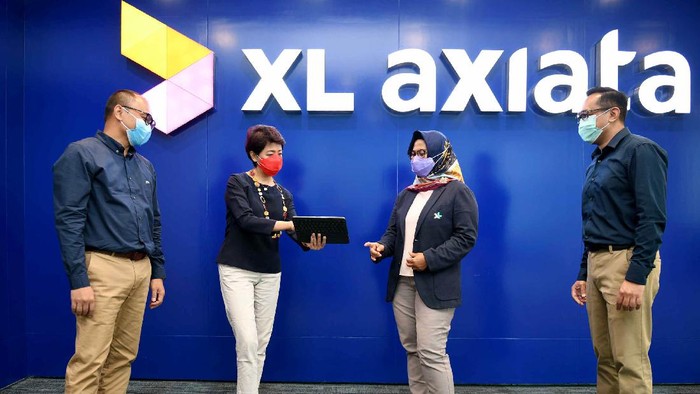 Melalui Rapat Umum Pemegang Saham Luar Biasa (RUPSLB), XL Axiata (XL) mengumumkan susuan direksi baru. Salah satunya yakni Direktur Keuangan.