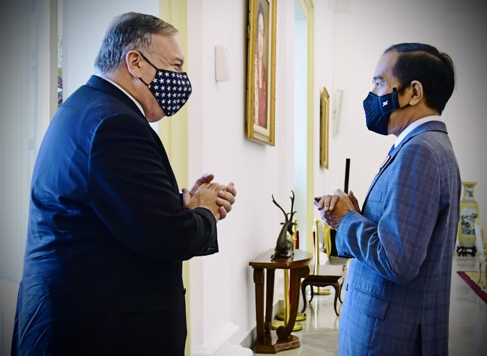 Menteri Luar Negeri Amerika Serikat Michael Richard Mike Pompeo kembali lakukan lawatan ke Indonesia. Ia pun disambut hangat Presiden Joko Widodo (Jokowi) di Istana Bogor.