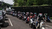 Manajemen Ancol berharap semua pengunjung mematuhi peraturan protokol yang berlaku dan pelaggaran dapat dikenakan sanksi.