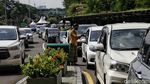 Potret Ratusan Kendaraan Antre di Taman Impian Jaya Ancol