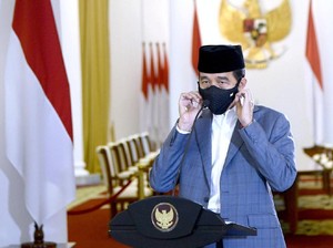 Balada Vaksin COVID-19 Indonesia: Jokowi Ingin November, BPOM Tunda Izin