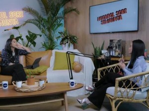 NSS: Putri Tanjung Bicara soal Self Love hingga Karya dengan Yura Yunita