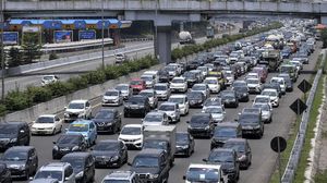 Ratusan Ribu Kendaraan Tinggalkan Jakarta Saat Libur Panjang
