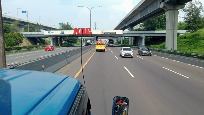 Ruas Tol Jakarta-Cikampek lancar pada Kamis, 29 Oktober 2020 sore