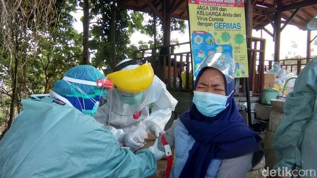 Suasana Tebing Breksi di Yogyakarta hari Cuti Bersama, Kamis (29/10)