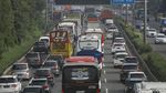 Foto: Tol JORR Arah Cikampek Pagi Ini Macet Parah