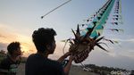 Wow! Layang-layang ini Bisa Terbangkan Manusia Lho