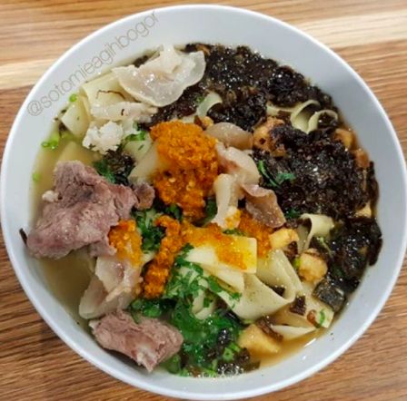 5 Tempat Makan Soto Mie Enak di Bogor, Termasuk yang Nonhalal! - Halaman 2