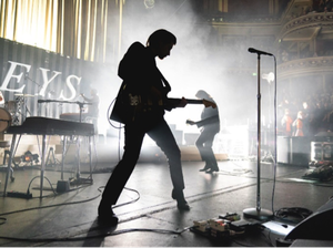 I Wanna Be Yours - Arctic Monkeys: Lirik dan Makna Lagunya