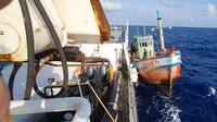 Dua kapal Vietnam yang ditangkap bernomor lambung TG 9583 TS dan TG 9489 TS.
