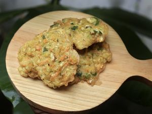 Satu Makanan Berjuta Nama, Bakwan Goreng Punya Banyak Sebutan
