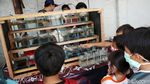 Warna-warni Bazar Ikan Cupang di Pasar Gembrong Baru