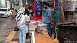 Cihampelas Bandung Ramai Diserbu Wisatawan