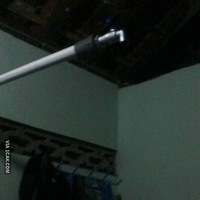 Kalau showernya kayak gini sih buat nyalain kerannya juga jadi susah ya.. Foto: 1cak.com