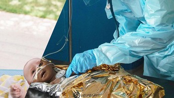 Pada tahun 2014, MSF (Doctors Without Borders) membantu Rumah Sakit Memorial JDJ di Monrovia dengan perawatan ibu dan anak di bawah pertimbangan wabah Ebola. Foto: Uğur Gallenkuş