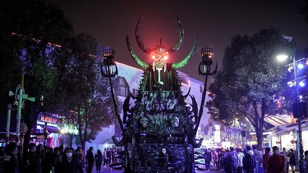 Halloween di Wuhan saat pandemi virus Corona