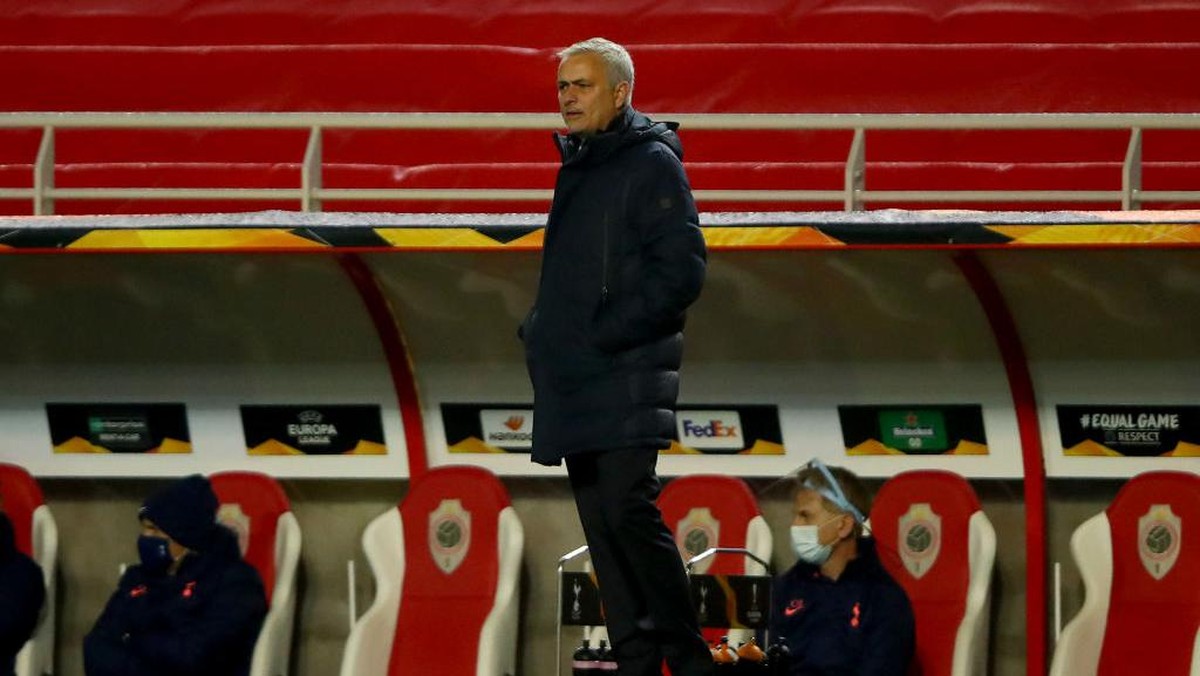 Tottenham Kalah, Jose Mourinho Posting Begini di Bus Tim.  (Foto: Getty Images/Dean Mouhtaropoulos)