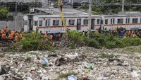 Sementara penyebab anjlok masih dalam penyelidikan pihak terkait.