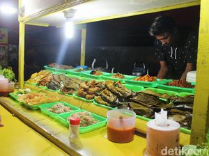 Kulineran Murah Warung Nasi Sunda Kaki Lima di Jalan Ciheuleut