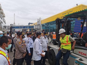 Menhub Apresiasi Penerapan Protokol Kesehatan di Pelabuhan Tanjung Priok