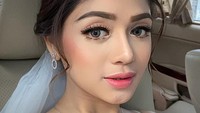 Vieranni masih tidak ingin mengungkap identitas sang suami. (Foto: dok. Instagram @vierannii) 