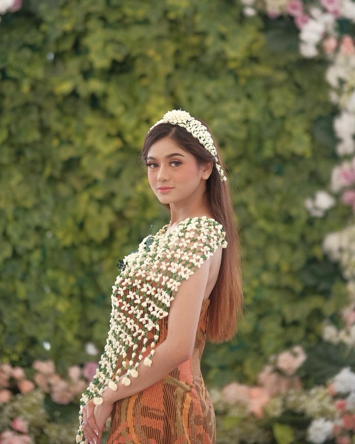 Model Vieranni menikah dengan pengacara kaya Model Vieranni menikah dengan pengacara kaya