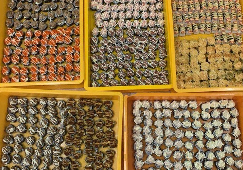 Mulia! Penjual Sushi Ini Sumbangkan 50 Buah Sushi Tiap Jumat