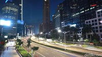 Beberapa warga Jakarta memanfaatkan libur cuti bersama untuk bepergian hingga pulang kampung.