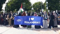 Presidium FUI DIY, Syukri Fadholi, mengatakan aksi damai ini diikuti massa umat Islam dari berbagai penjuru DIY. Semua itu untuk mengecam tindakan Macron yang dinilai menghina Nabi Muhammad SAW.