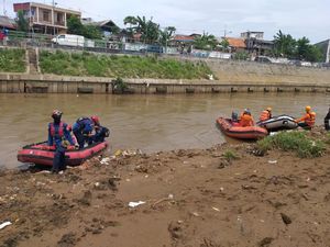 Bocah 10 Tahun yang Tenggelam di Kali Inspeksi Jaktim Ditemukan Tewas