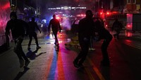 Dilansir Reuters, Rabu (28/10/2020), ketegangan telah mencengkeram jalan-jalan sejak penembakan mematikan oleh polisi pada hari Senin (26/10) waktu setempat terhadap Walter Wallace (27) yang bersenjatakan pisau. Korban digambarkan oleh kerabatnya menderita gangguan mental. AP Photo