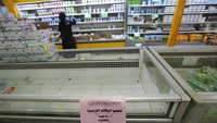 Beberapa perusahaan Arab mulai menarik produk Prancis dari supermarket mereka. Hal ini menyusul pernyataan Presiden Prancis Emmanuel Macron tentang Islam. AP/Hani Mohammed
