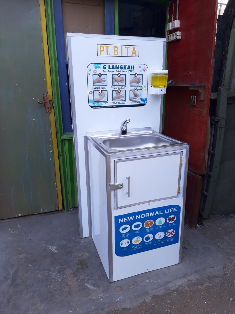 Wastafel dari Drum Bekas