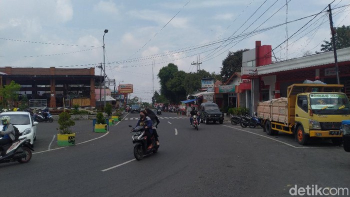 Kawasan Wisata Pacet Mojokerto Masih Lengang