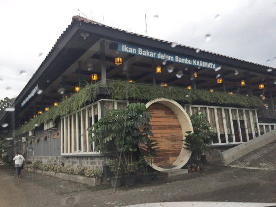 5 Tempat Makan Enak di TMII, Tawarkan Pecel Madiun hingga Patin Bakar