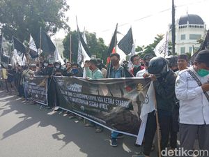 Mahasiswa di Medan Kecam Presiden Macron, Serukan Boikot Produk Prancis