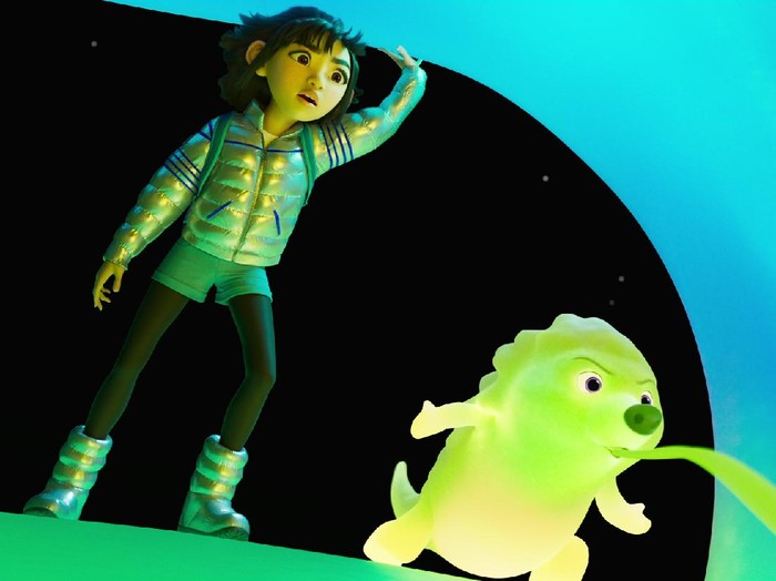 OVER THE MOON - (L-R) Chin (voiced by Robert G. Chiu), Fei Fei (voiced by Cathy Ang), Change (Voiced by Phillipa Soo), Jade Rabbit and Lunettes. Cr. NETFLIX © 2020
