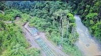 Kemudian, Wika juga terlibat dalam pembanguan pembangkit listrik tenaga mikrohidro (PLTM) Oksibil yang terletak di Desa Arinkop.Foto: Dok. PT Wijaya Karya (Persero) Tbk