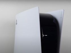 Wujud Nyata PS5, Futuristis Tapi Gambot