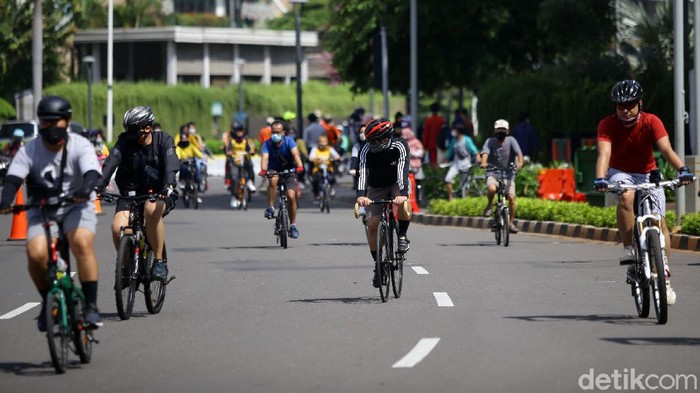 Kasus begal pesepeda saat ini sedang marak di Jakarta. Petugas Dinas Perhubungan (Dishub) pun disiagakan di jalur khusus sepeda Jalan Sudirman.