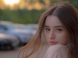 Dasha Taran, Selebgram Rusia yang Cantik Menawan