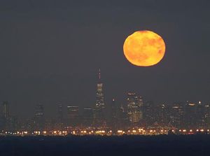 Fenomena Langit Oktober 2026: Ada Hujan Meteor hingga Hunters Moon!