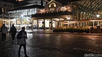 Lockdown akan dimulai besok dan berlangsung hingga 2 Desember. AP Photo/Alberto Pezzali, Pool.