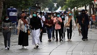 Jumlah pengunjung di Kota Tua melonjak dari hari pertama sepanjang periode libur panjang cuti bersama Maulid Nabi Muhammad 1442 Hijriah pada akhir Oktober. 