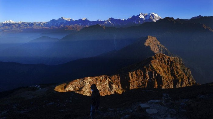 Negara bagian Uttarakhand, India, kembali membuka tempat-tempat wisata. Salah satunya adalah Puncak Chandrashilla di Himalaya.