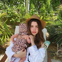 Sayangnya Rawan yang sudah memiliki satu anak itu belakangan bermasalah dengan pernikahannya. Ia bercerai dari sang suami yang dikatakan menyiksa dan menularinya penyakit seksual. Karena perceraian itu, Rawan sempat melakukan terapi psikologi.Foto: Instagram @rawan