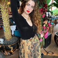 Salah satu hal yang memotivasi Rawan Bin Hussain untuk berpendidikan tinggi ternyata adalah karena ia pernah di-bully saat kecil. Aku sering di-bully di sekolah karena kelebihan berat badan tapi aku mengerahkan semua usaha dan energi untuk lulus sebagai murid berprestasi dan mengembangkan diri sendiri dan lihat di mana aku sekarang, tambahnya. Foto: Instagram @rawan