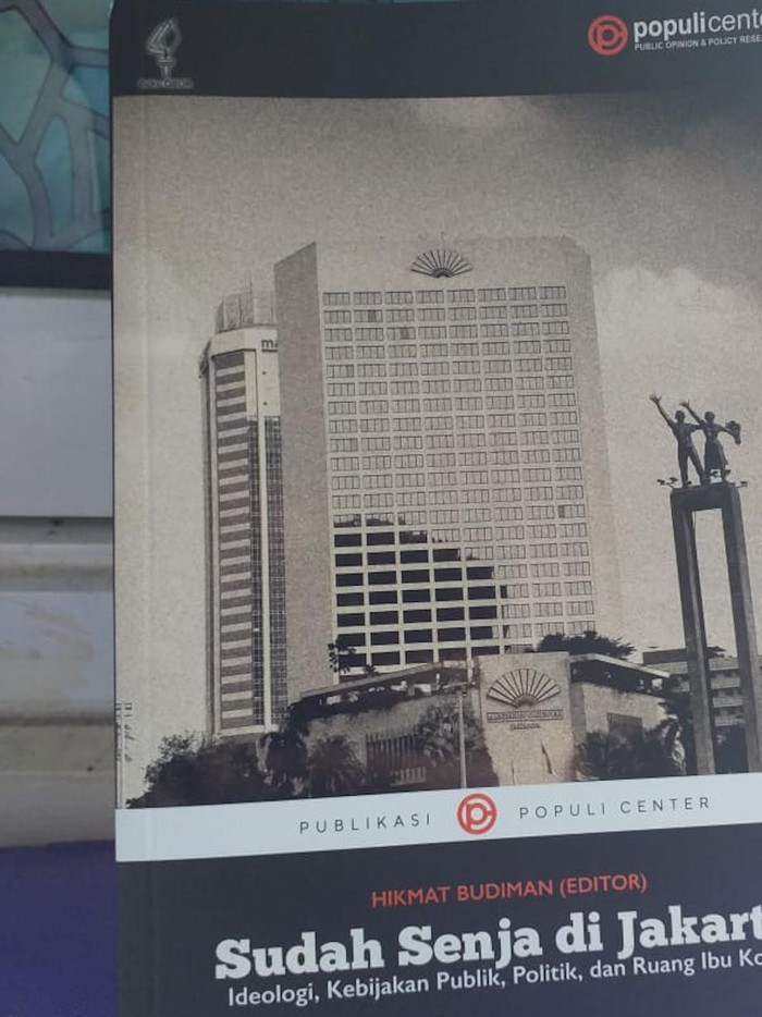 senja di jakarta
